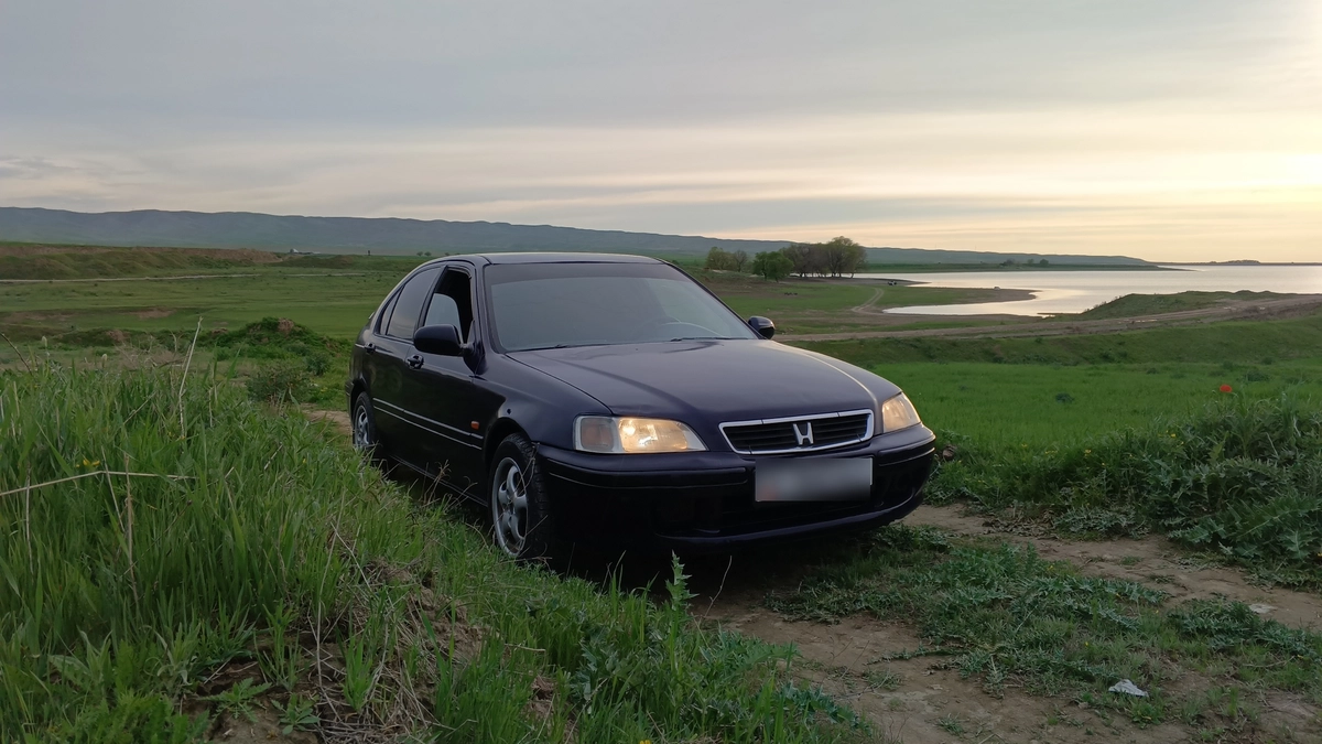 Honda Civic VI 1.4 AT