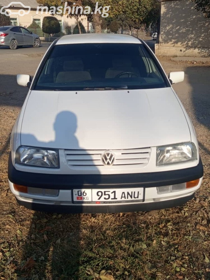 Открыть фото Volkswagen Vento 1.8 MT