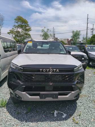 Toyota Hilux VIII Рестайлинг 2.8d AT 4WD