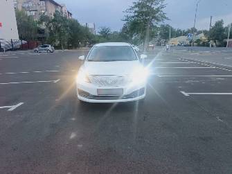 Dongfeng Aeolus E70 43.2 kWh Electro AT
