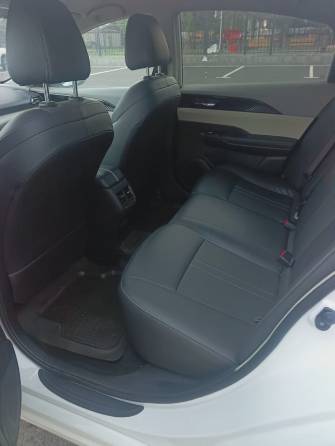 Dongfeng Aeolus E70 43.2 kWh Electro AT
