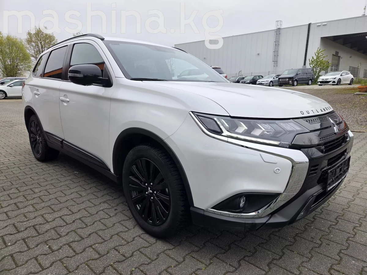 Открыть фото Mitsubishi Outlander III Рестайлинг 3 2.0 CVT