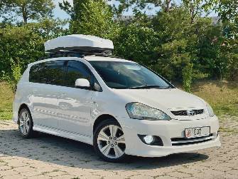 Toyota Ipsum II (M20) Рестайлинг 2.4 AT 4WD