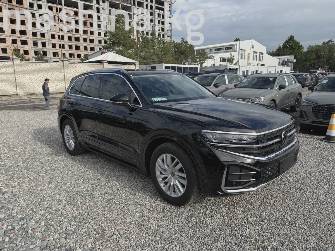 Volkswagen Touareg III Рестайлинг 2.0 AT 4WD