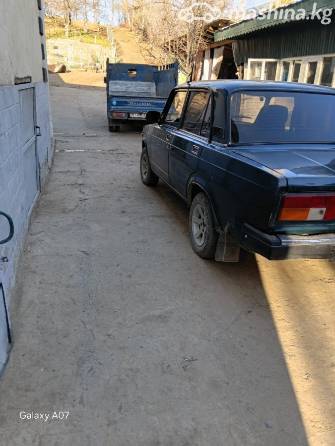 ВАЗ (Lada) 2105 21059 1.3 MT