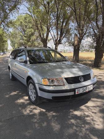Volkswagen Passat B5 1.6 MT
