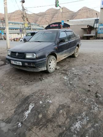 Volkswagen Vento 2.0 MT