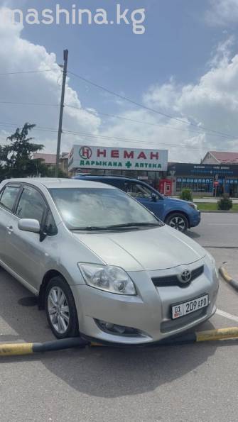 Toyota Auris I 1.6 AT