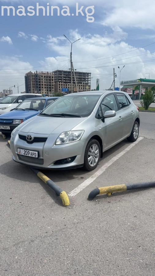 Toyota Auris I 1.6 AT
