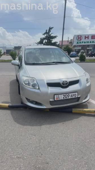Toyota Auris I 1.6 AT