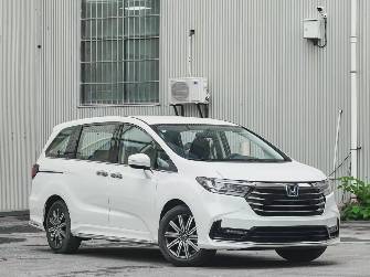 Honda Odyssey V Рестайлинг 2 2.4 CVT