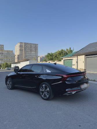 Kia K8 1.6hyb AT