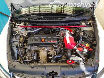 Honda Stream II 2.0 CVT