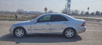 Mercedes-Benz C-Класс II (W203) 240 2.6 AT