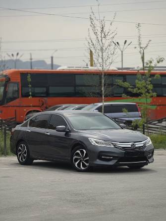 Honda Accord IX Рестайлинг 2.4 CVT