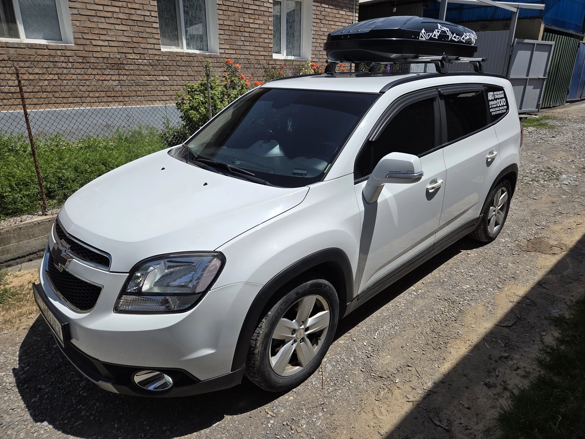 Открыть фото Chevrolet Orlando I 2.0 AT