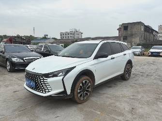 Dongfeng Aeolus Yixuan GS 1.5 AMT