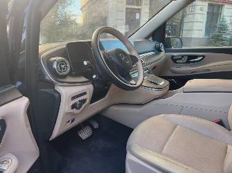 Mercedes-Benz V-Класс III (W447) Рестайлинг 260 длинный 2.0 AT