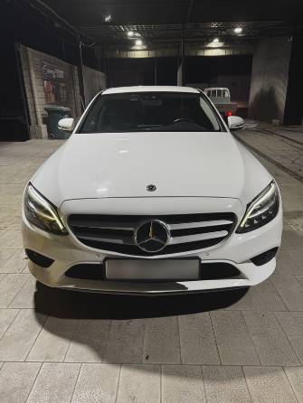 Mercedes-Benz C-Класс IV (W205) Рестайлинг 200 1.5 AT