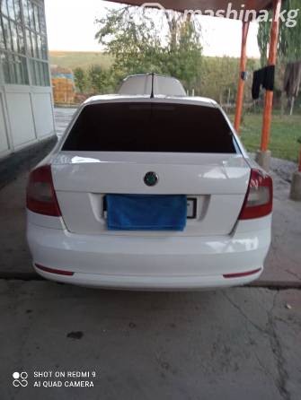 Skoda Octavia II (A5) Рестайлинг 1.6 MT
