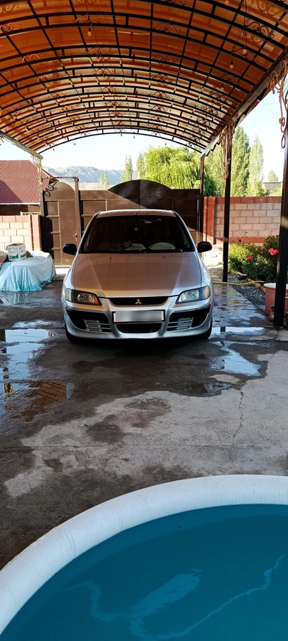 Mitsubishi Space Star I Рестайлинг 1.6 MT