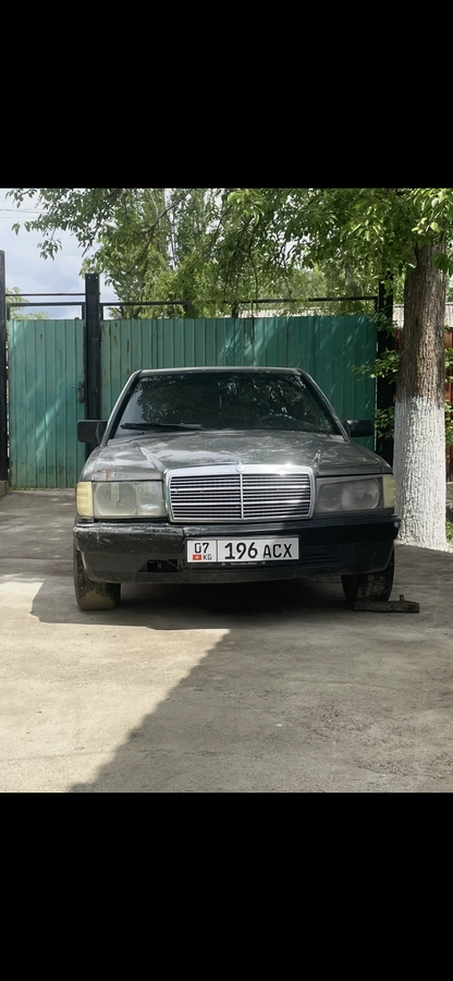 Mercedes-Benz 190 (W201) Mercedes-Benz 190 (W201) 2.0d MT