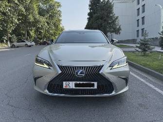 Lexus ES VII 300h 2.5hyb CVT