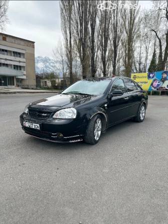 Chevrolet Lacetti 1.8 MT