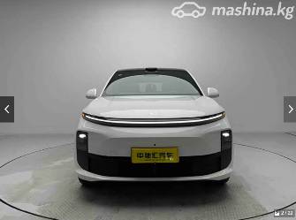 LiXiang L6 1.5hyb AT 4WD
