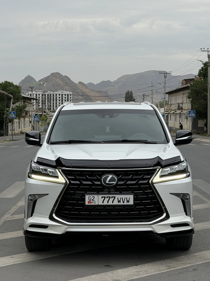 Открыть фото Lexus LX III Рестайлинг 2 570 5.7 AT 4WD