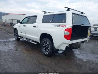 Toyota Tundra II Рестайлинг CrewMax 5.7 AT 4WD