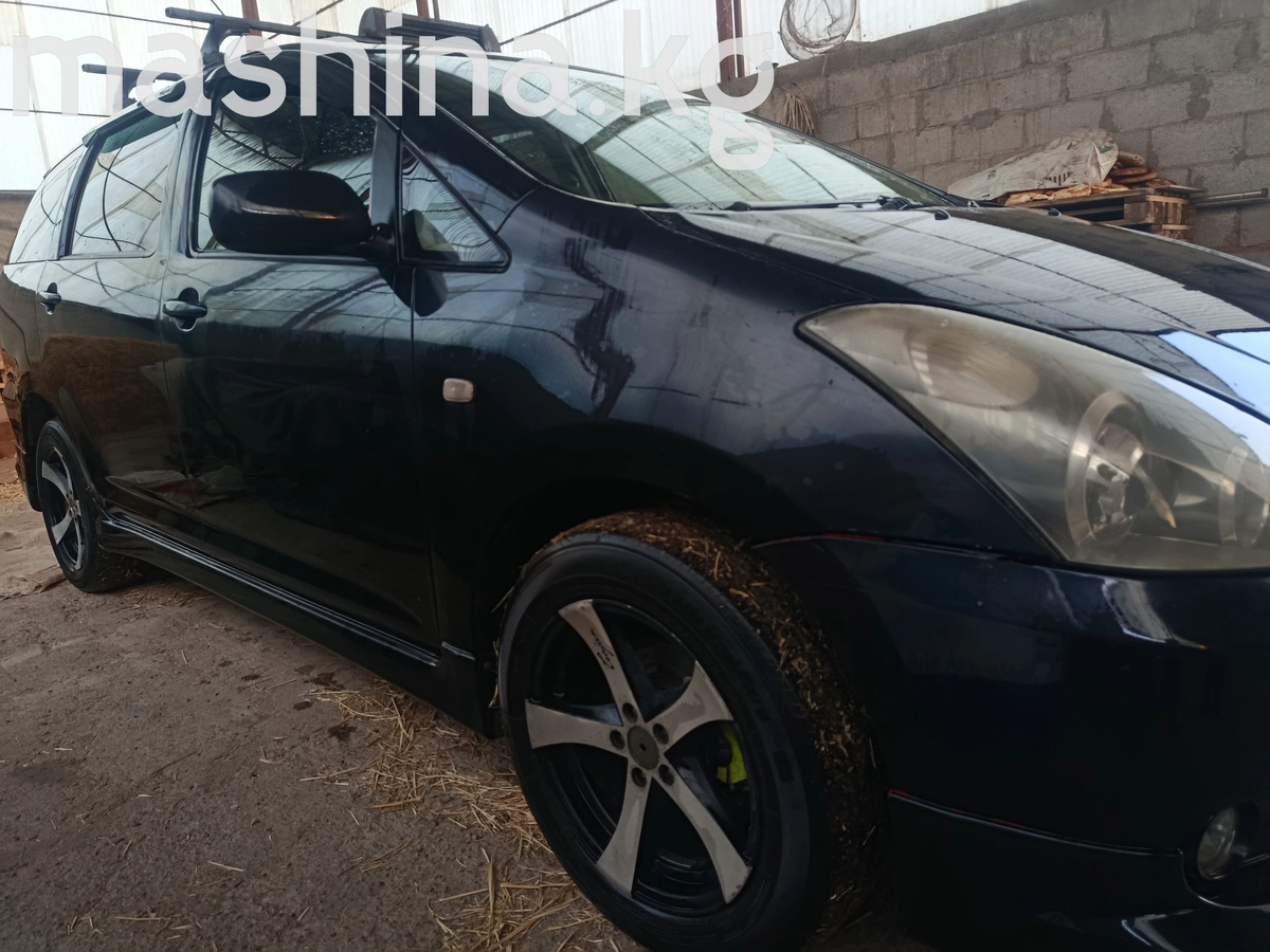 Открыть фото Toyota Wish I 1.8 CVT 4WD