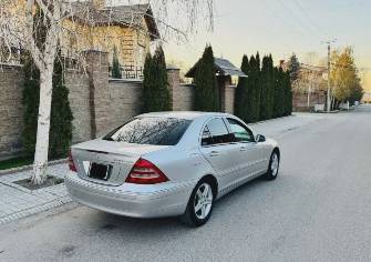 Mercedes-Benz C-Класс II (W203) 200 1.8 AT