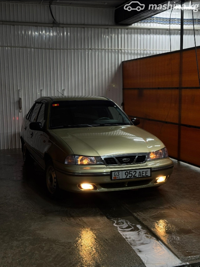 Открыть фото Daewoo Nexia I 1.5 MT