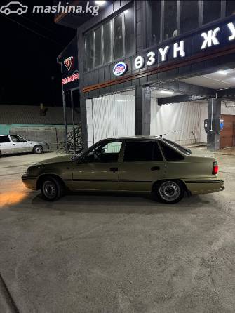 Daewoo Nexia I 1.5 MT