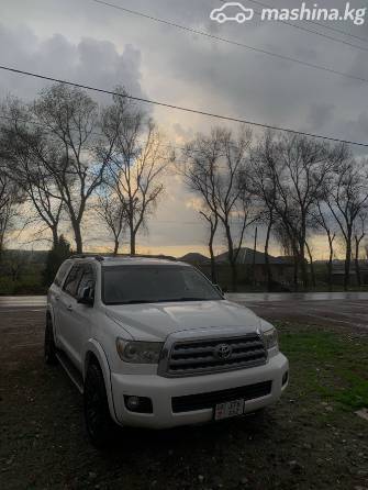 Toyota Sequoia II 5.7 AT 4WD