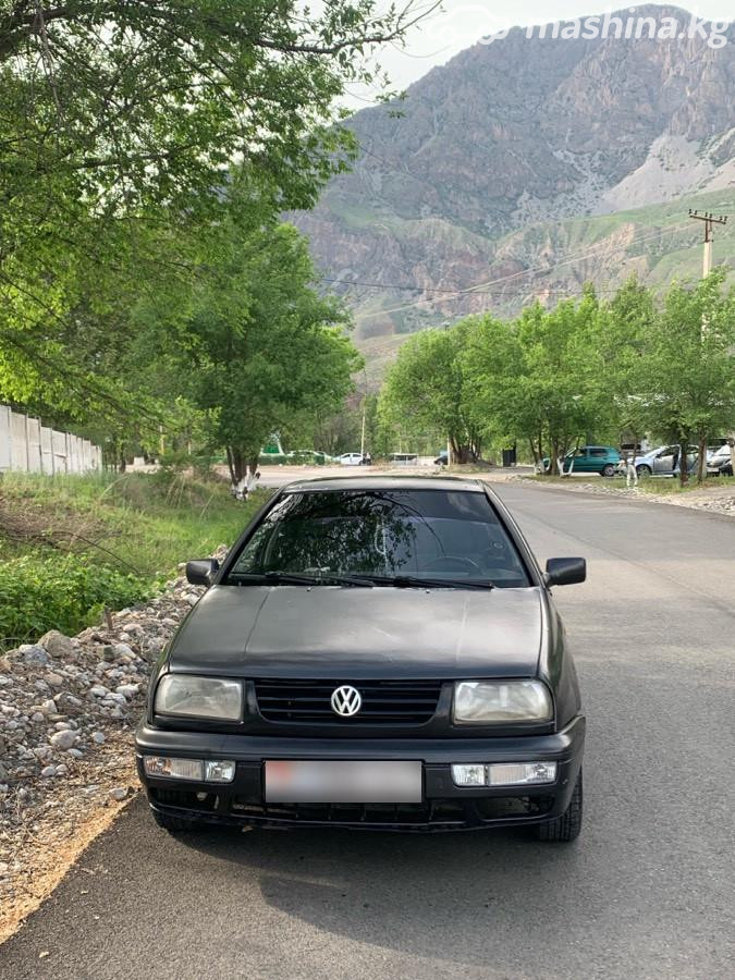 Открыть фото Volkswagen Vento 1.8 MT