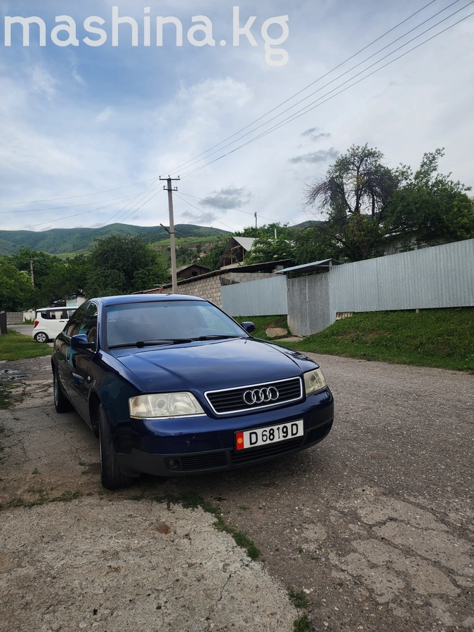 Audi A6 II (C5) 2.4 MT