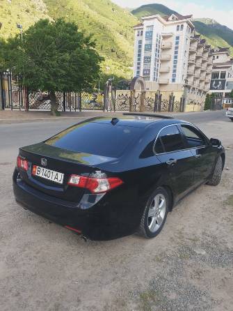 Honda Accord VIII 2.0 AT