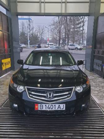 Honda Accord VIII 2.0 AT