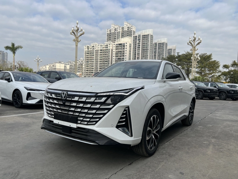 Changan UNI-Z 1.5 AMT