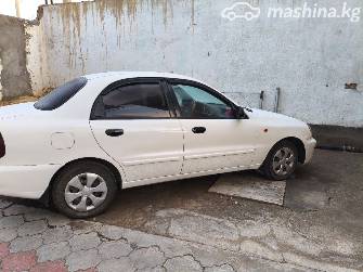 Daewoo Lanos (Sens) 1.5 MT