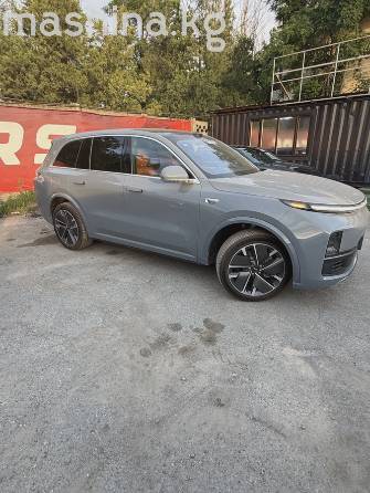LiXiang L8 Рестайлинг 1.5hyb AT 4WD