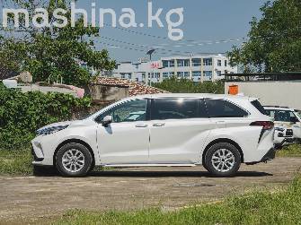 Toyota Granvia XL40 (China Market) 2.5hyb AT