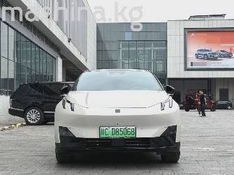 Lynk & Co Z20 Electro AT