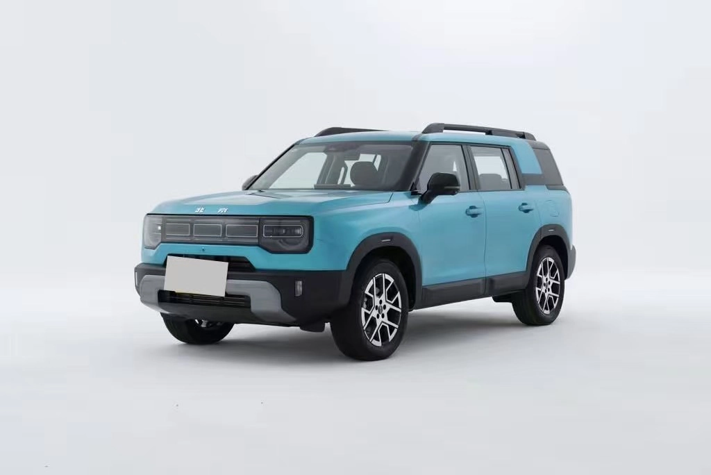 Открыть фото BAIC BJ30 II 1.5 AMT