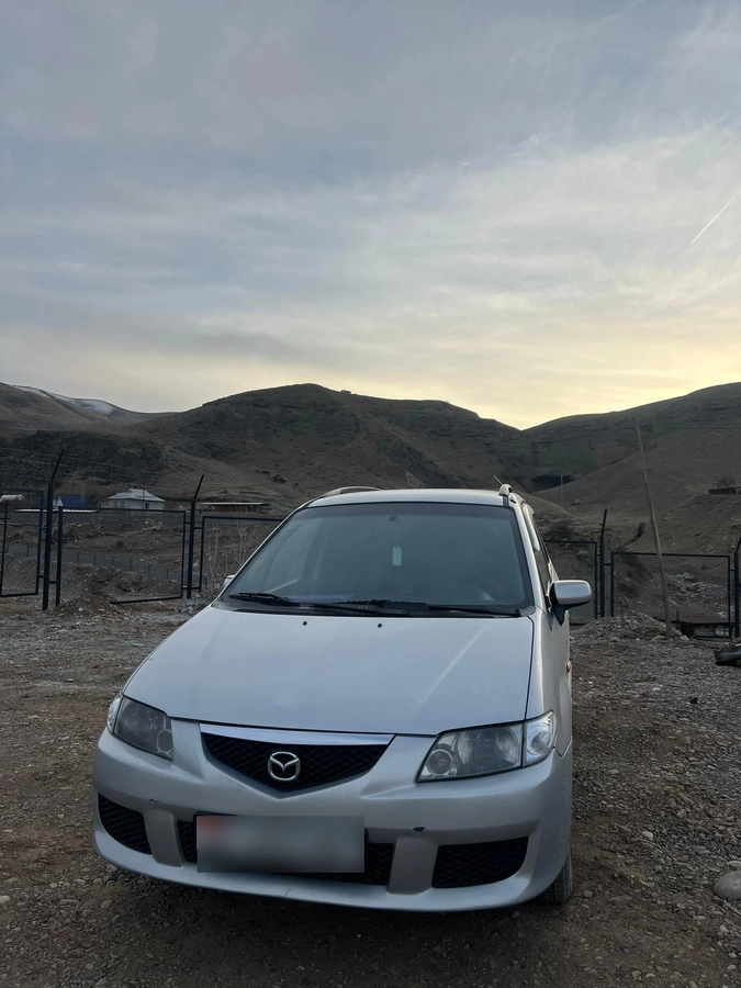 Mazda Premacy I (CP) 1.8 MT