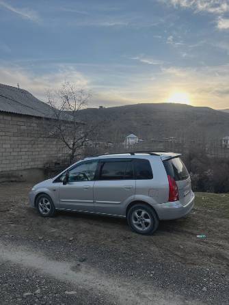 Mazda Premacy I (CP) 1.8 MT