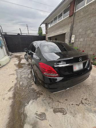 Mercedes-Benz C-Класс IV (W205) 300 9G-TRONIC 2.0 AT 4WD