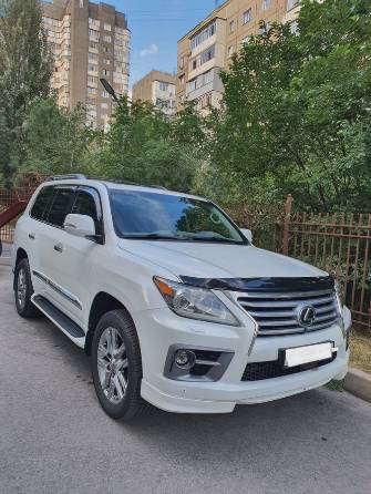 Lexus LX III Рестайлинг 570 5.7 AT 4WD